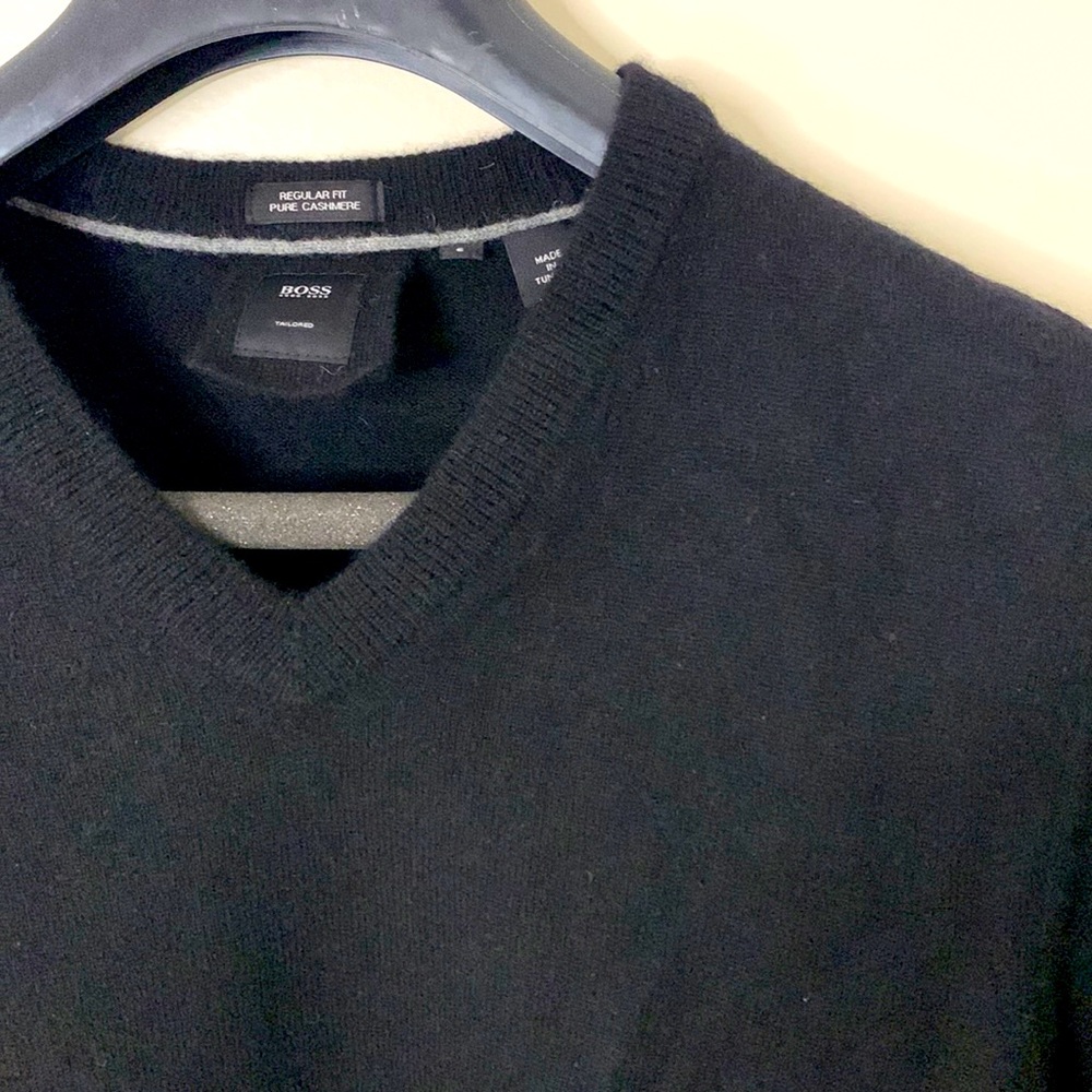 Hugo Boss - Regular Fit V-Neck Cashmere sweater - Small - 100% Cashmere